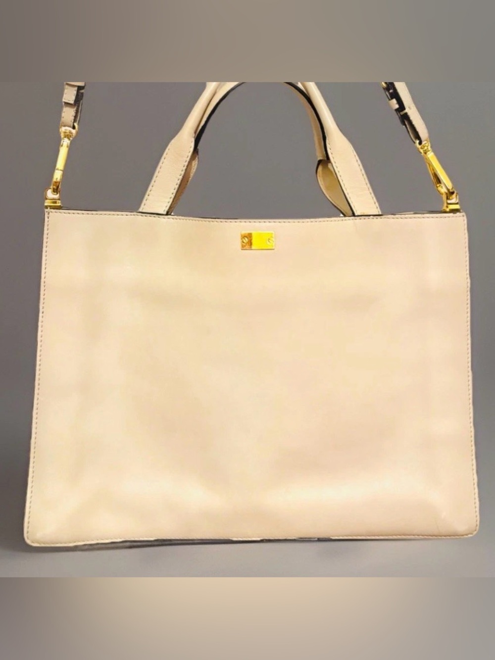 Rare Marni Bora Leather Shoulder Bag Nude Trunk Bag Gold Hardware - Picture 2 of 16